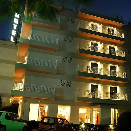 ホテル Ilion ルートラキ